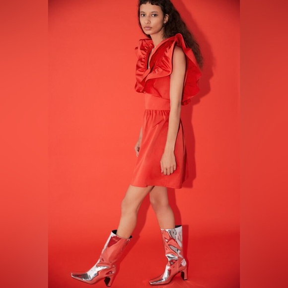 ❤️‍🔥 Fiery Red Ruffle Sleeve Mini Dress 💃 - Picture 4 of 7